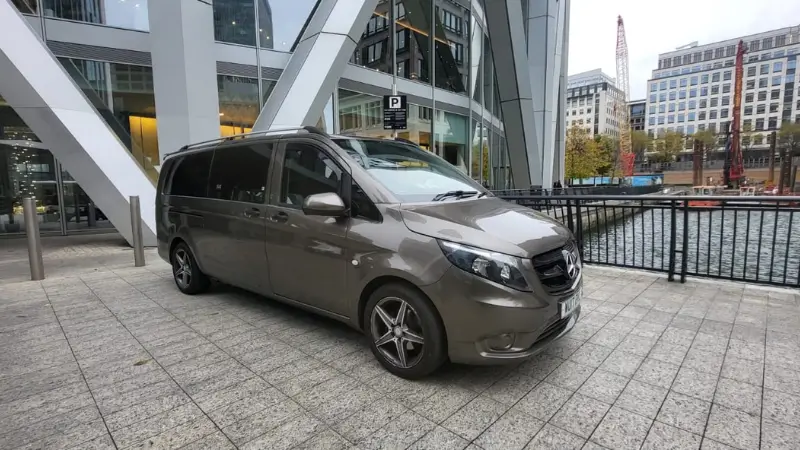 8-Seater-Minibus-UK