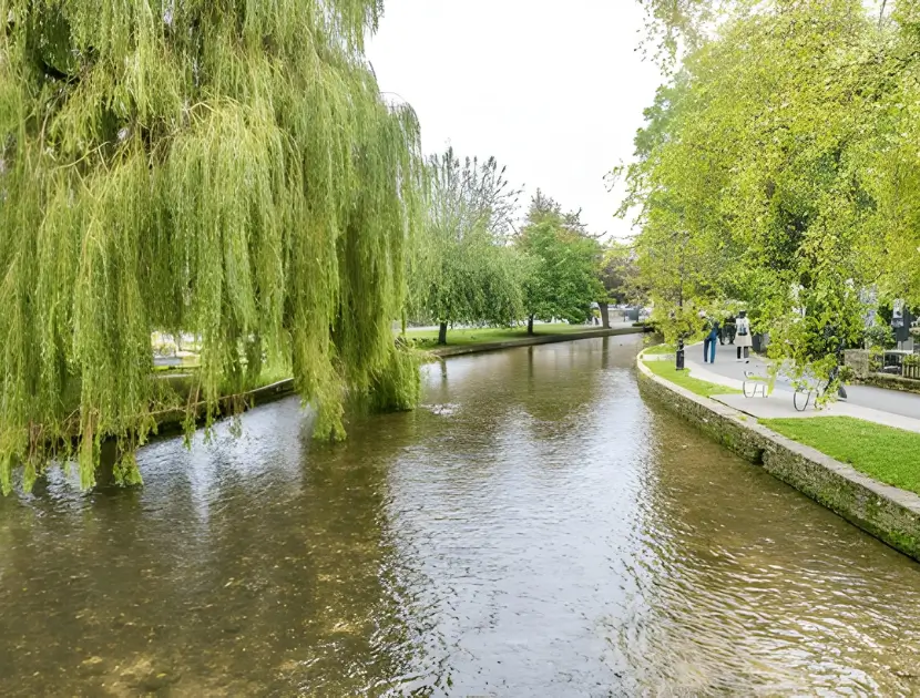 Bourton-on-the-Water