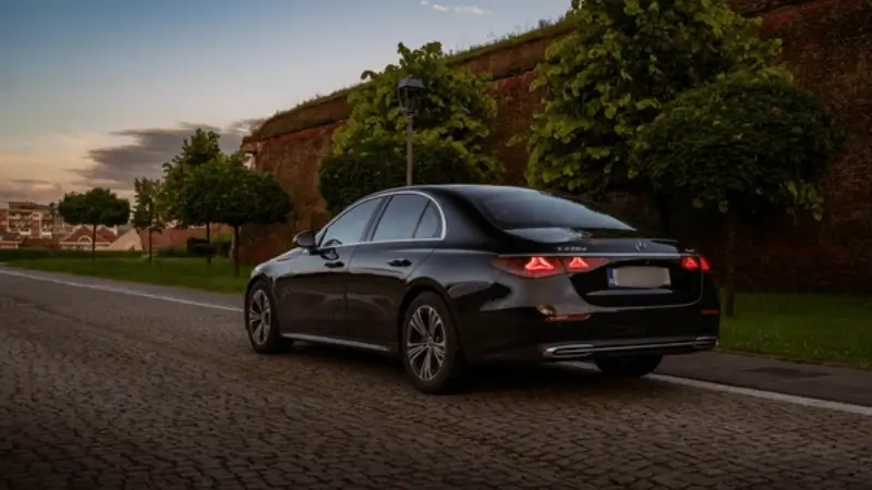 Full-Overview-of-Mercedes-Benz-E-Class